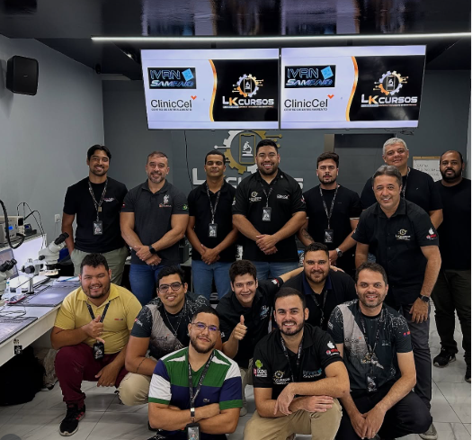 Entrenamiento de microsoldadura de ClinicCel junto a Ivan Sampaio en Brasil