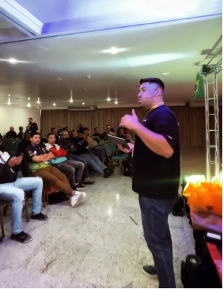 Ponencia internacional de microsoldadura de ClinicCel ante tecnicos de Latinoamerica
